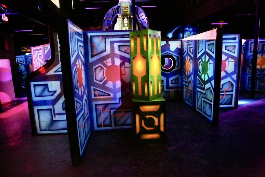 1 Hour of Unlimited Attractions & Arcade Games - VR games and 3D theater: when you need variety without losing momentum