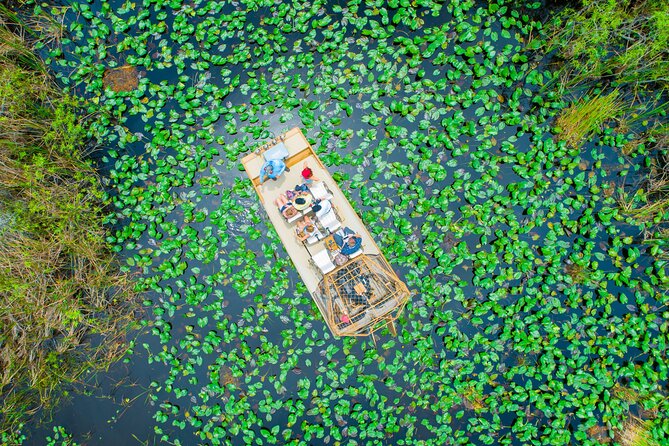 1 hr Private Airboat Everglades Tour near Miami - Miccosukee Guides and the Marsh-Wisdom Layer