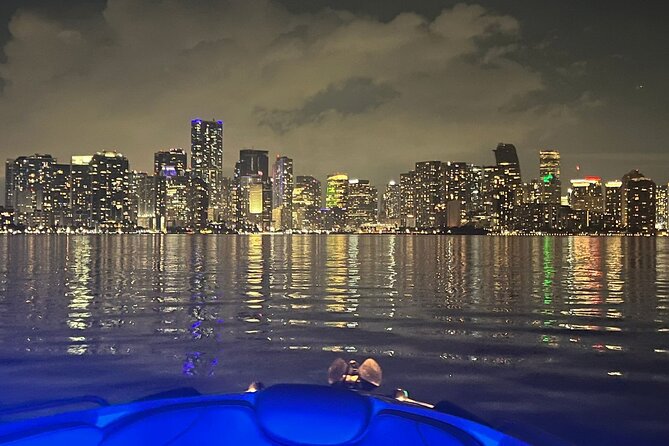 2-Hours Private Miami Boat Tour With Champagne - Flagler Monument Island: pioneer stories and millionaire’s row