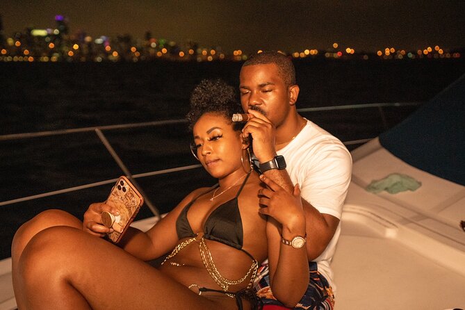 3 Story 100ft Hip Hop Yacht Party with 3 Hour Open Bar - The DJ Set: Hip Hop, Latin, and Top 40 (Where Sound Matters)
