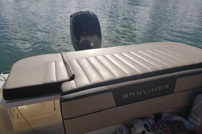 42 to 46 Ft Private Yacht Miami, rent for 2 our 4 hours, 12 ppl - The Miami Route Game Plan: Skyline, Brickell, and Fisher Island