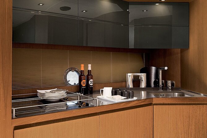 52' Azimut Yacht Charter - Why a Private Yacht Works So Well for Families and Groups