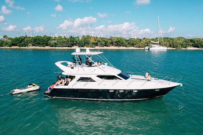 70ft + Free Hour | Miami Yacht Rental | 3 to 8 Hours | 13 ppl - Key things to know before you set sail