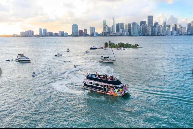 All Inclusive Party Boat Miami - Before You Go: Meeting at 401 Biscayne and Finding Your Spot Fast