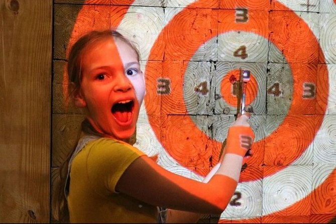 Axe Throwing 60 Min - Where to meet and how to get there without stress