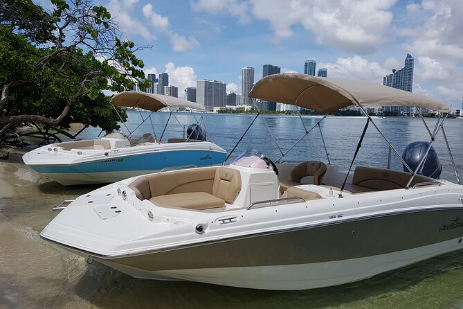 Best Miami self-driving boat rental! - The “captain” part: safety briefing and instrument checks