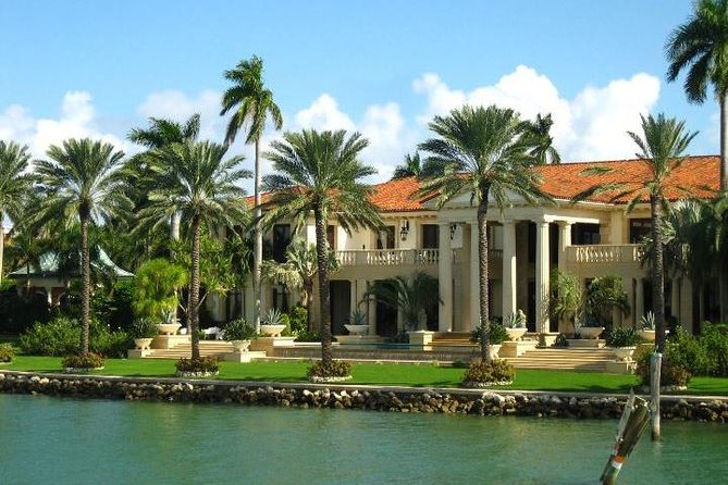 Biscayne Bay Boat Tour in Miami - Millionaire’s Row and famous homes: what the narration can show