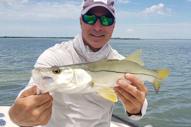 Biscayne Bay Inshore Flats Fishing - Species targets: from bonefish to sharks