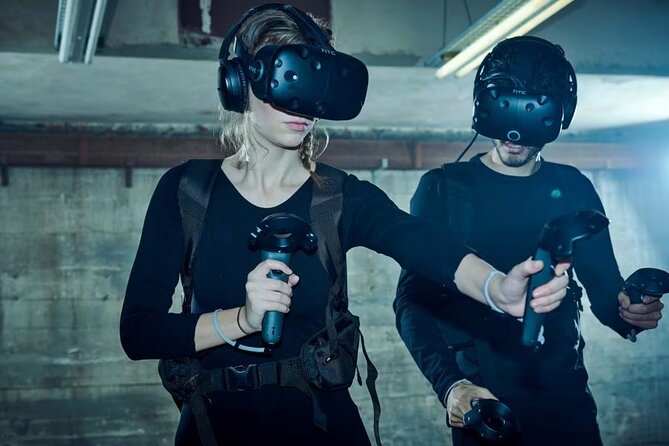 Bundle: 1 hour Axe Throwing+ 1 hour VR Escape Game - Key Things You Should Know Before You Go