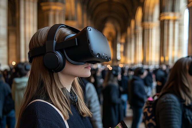 Bundle: 1 hour Axe Throwing+ 1 hour VR Escape Game - Axe Habits Miami: Two Hours of Axe Throws and VR Escape Games