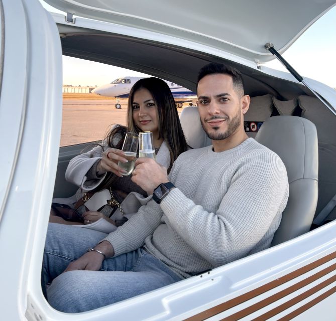 Fort Lauderdale & Miami: Private Luxury Airplane Tour - Boarding at Fort Lauderdale Executive Jet Center: quick start, no circus