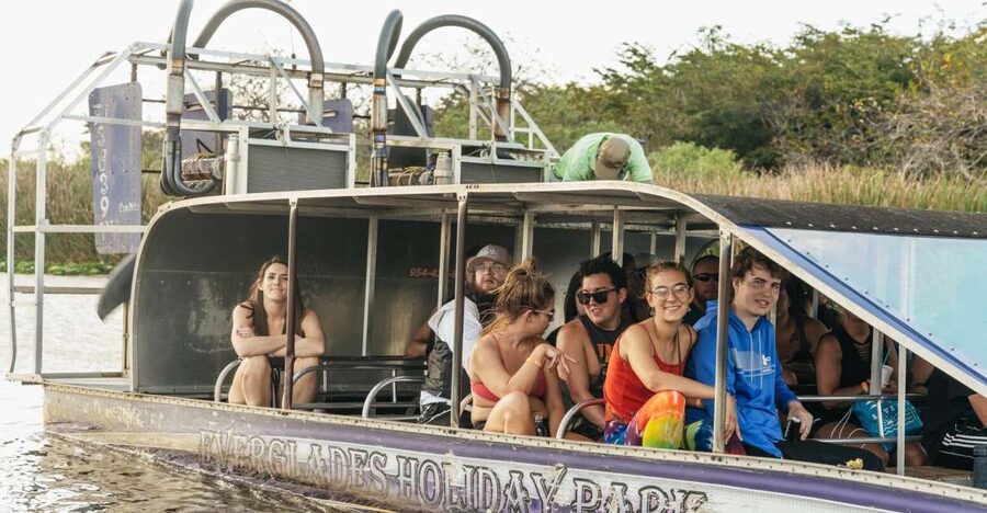 From Miami: Everglades Airboat, Wildlife Show & Bus Transfer - Key things I’d plan around
