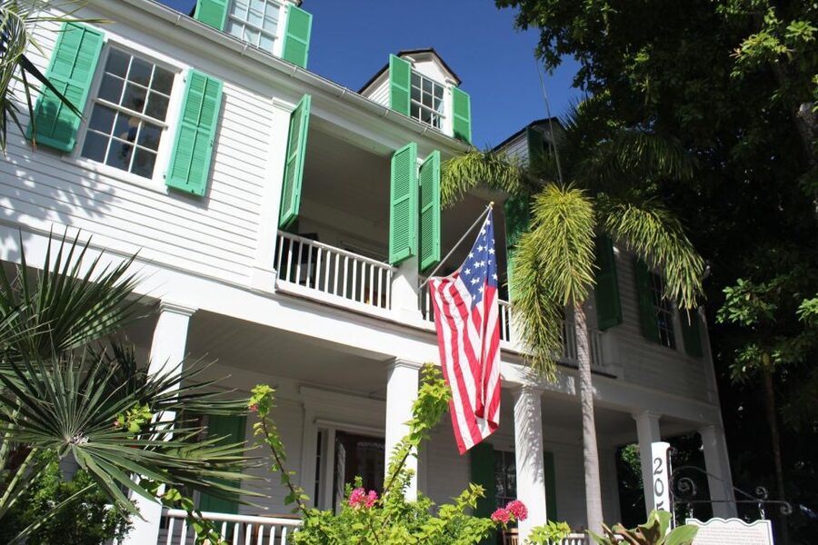 From Miami: Key West Day Trip with Pickup at Selected Hotels - Who should book this day trip (and who might regret it)