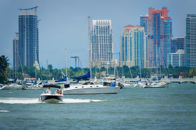 Fully Private Speed Boat Tours, VIP-style Miami Speedboat Tour of Star Island! - Star Island and Millionaires Row from close range