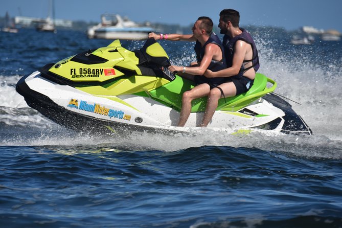 Jet Ski Freeride with Miami Watersports - Jet Ski stop: 15 minutes of briefing, then 45 minutes of real riding