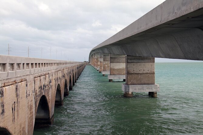 Key West from Miami with Snorkeling, Drinks and Hard Rock Cafe Meal - Bus Ride Reality: Comfort, Charging Ports, and Long Hours