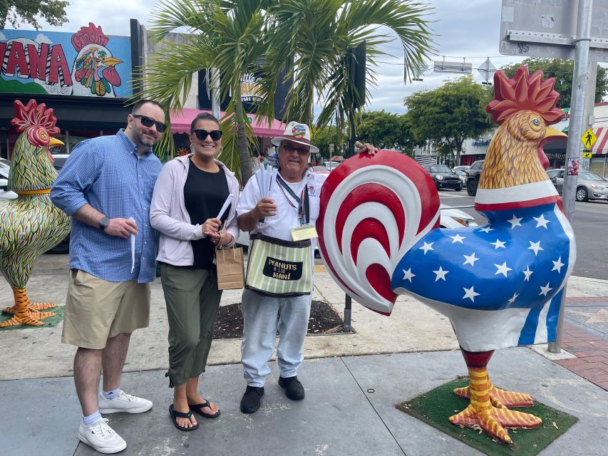 Little Havana: Cigar & Rum Tasting Experience - Setting the mood at Bay of Pigs Monument