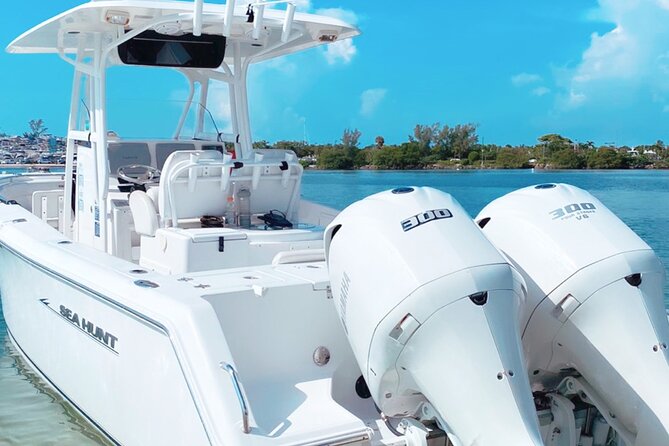 Luxury Charter + Access to Hidden Gems in Biscayne National Park - The Sea Ray 29 ft experience: comfort you can feel