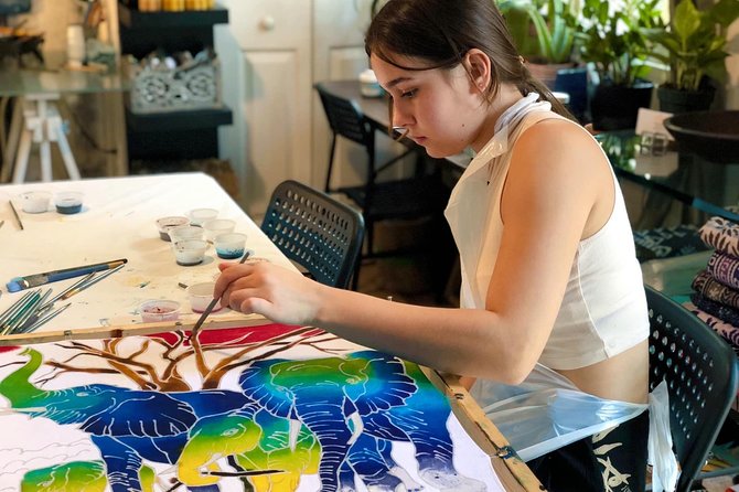 Make and Paint a Malaysian Batik Scarf in Aventura, Florida - Price and time: is $109 a good deal for what you get?