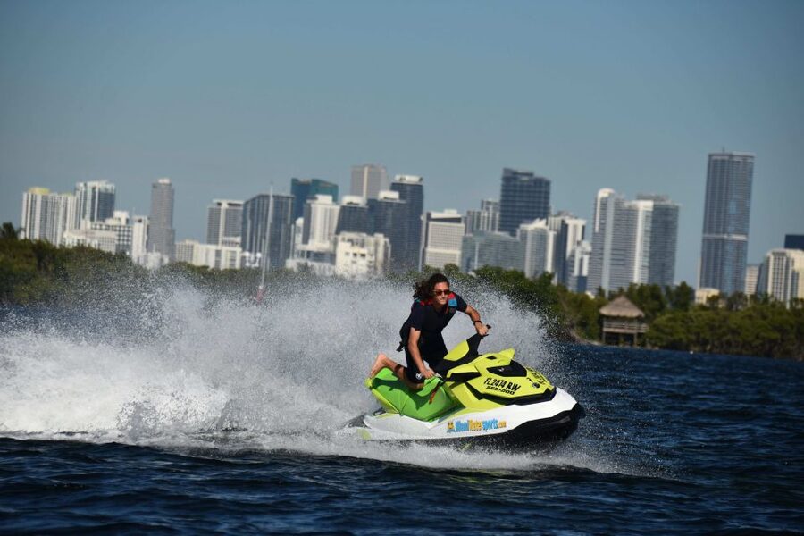 Miami: #1 Jet Ski Company used by Celebrities - Key takeaways before you go