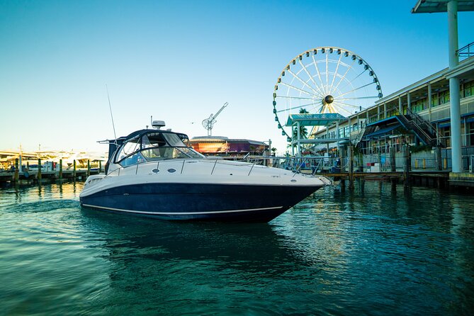 Miami: 2 Hour Private Yacht Cruise - The Route: Bayside Marketplace and Star Island from the Water