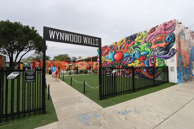 Miami 3 in 1 City Tour: South Beach, Wynwood & Little Havana - Little Havana on Calle Ocho: Cuban coffee and mural walking