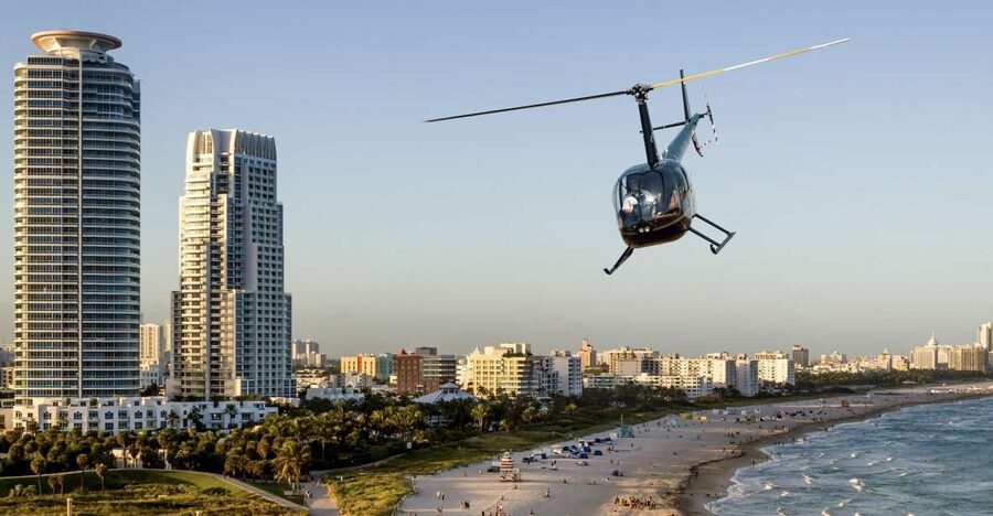 Miami: 30-Minute Helicopter Tour - Beach, Downtown & Islands - Key Biscayne to Biscayne Bay: Watching the Coast Change Color