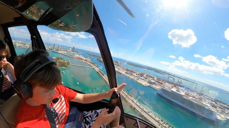 Miami: 30-Minute Helicopter Tour - Beach, Downtown & Islands - Your Helicopter Setup: A/C Comfort, Bose Headsets, and a Sleek Ride