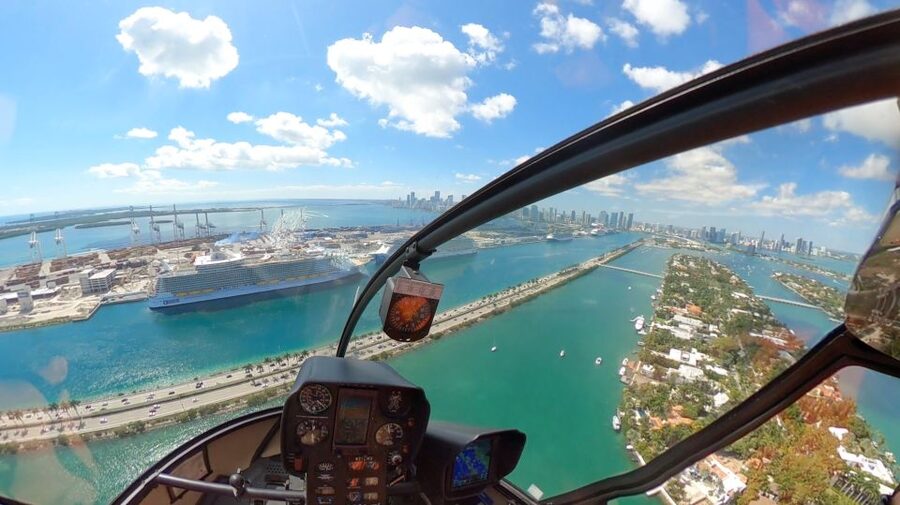 Miami: 30-Minute Private Helicopter Tour with Champagne - Planning your check-in: ID, waiver, and no extra items
