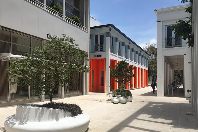 Miami 4H Private Classic Car Tour! - Art Deco Miami Beach: the building boom, the signature avenue, and what you can actually see