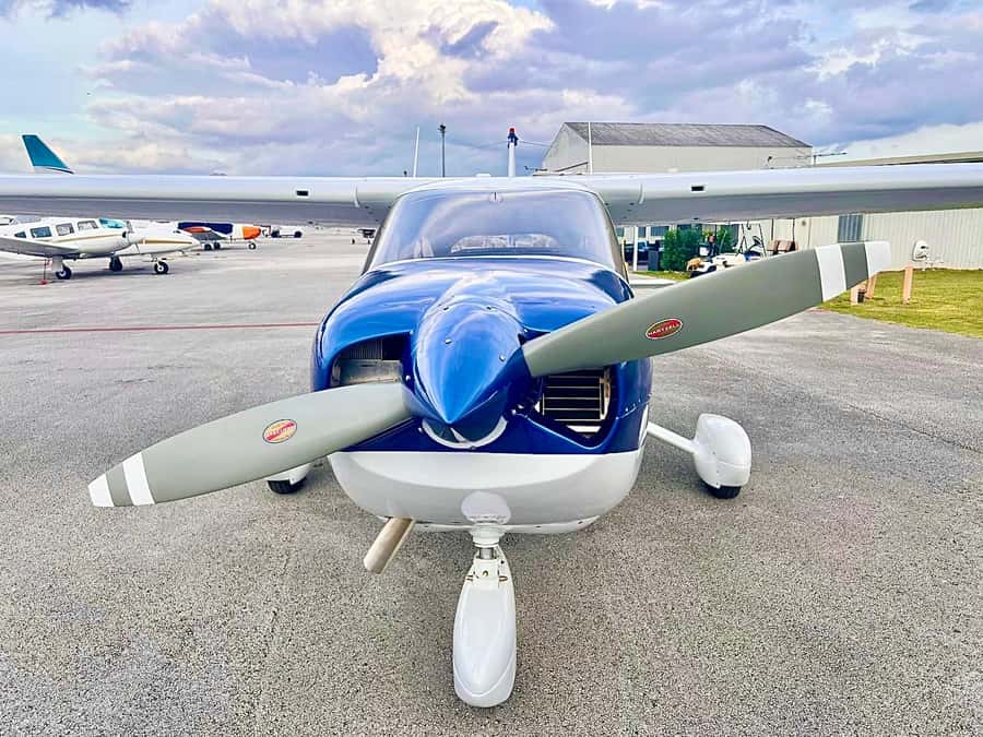 Miami 50-Minute Airplane Tour: Beaches, Islands & Downtown - Bal Harbour: Pristine Shoreline Views and the Upscale Coastline
