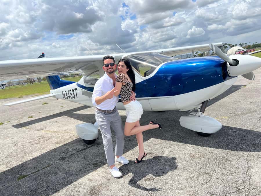 Miami 50-Minute Airplane Tour: Beaches, Islands & Downtown - Meet at Miami Executive Airport: Quick Entry, Clear Start