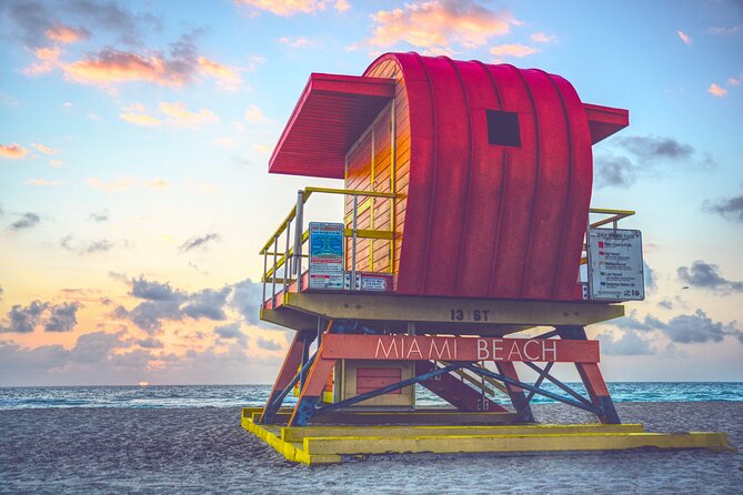 Miami Art Deco Gems & Jewels Small Group & Exclusive Access Tour - 11th Street Diner: step into the retro railway car moment