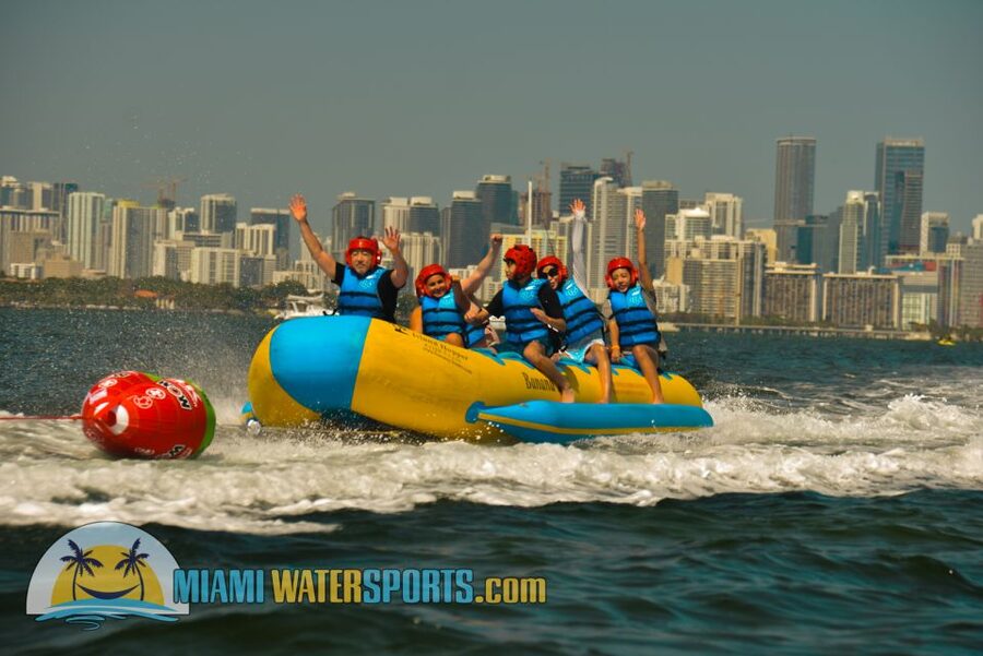 Miami: Banana Boat Ride - Banana Boat Basics: What the 30 Minutes Feels Like