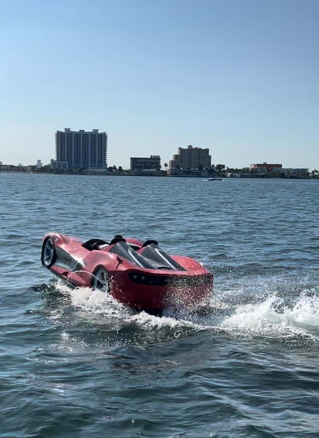 Miami Beach: 1 Hour Jetcar Rentals & 30min Celeb Boat Tour - Should you book Luxury Jetcar in South Beach?