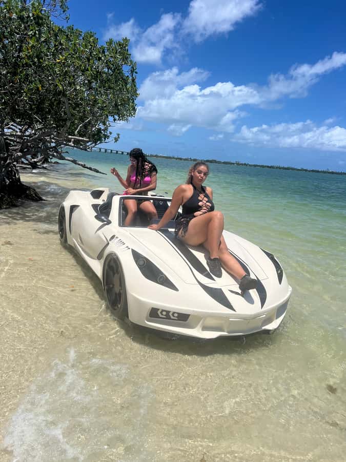 Miami Beach: 1 Hour Jetcar Rentals & 30min Celeb Boat Tour - The 30-minute celebrity boat tour: a calmer start with big views