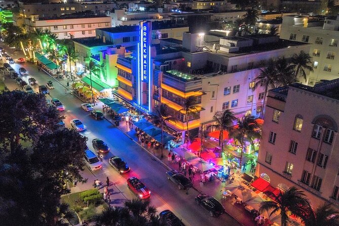Miami Beach Art Deco Tour with Cocktails - Entering the Art Deco world: what the 2 to 3 hours really includes