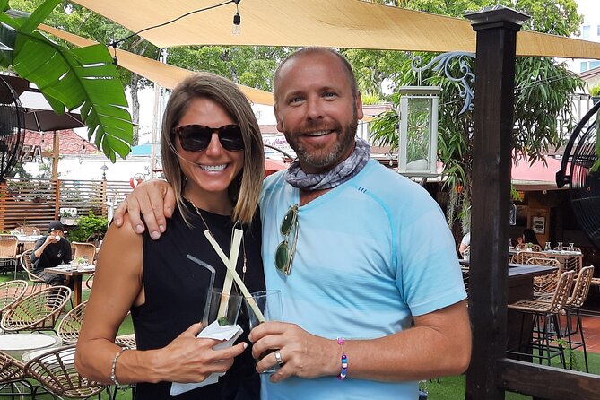 Miami Beach Bike and Food Tour - Bikes, Bites & Views (Adults) - Lincoln Road: A Busy End to the Ride