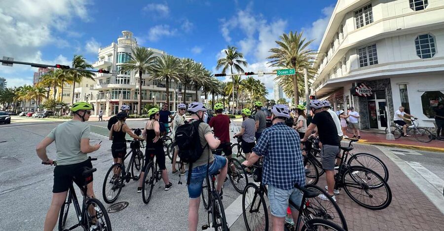 Miami Beach: Bike or eBike Rental with Map - Starting at 850 Washington Avenue: getting rolling fast