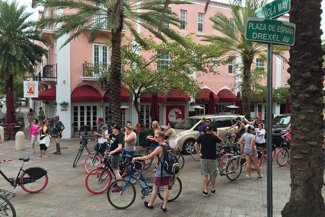 Miami Beach Bike Tour - Pacing, comfort, and what to wear (Miami style)