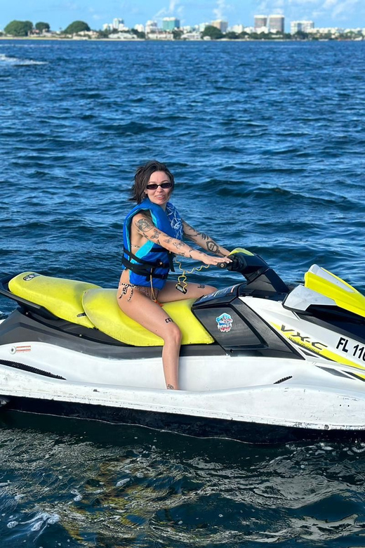 Miami Beach: Boat Ride and Jet Ski Rental - Safety briefing and marine life viewing: the stop that makes the rest easier