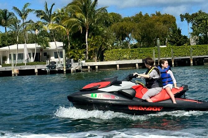 Miami Beach Jetcar - Jetcar vs Water Car: who can drive and ride along