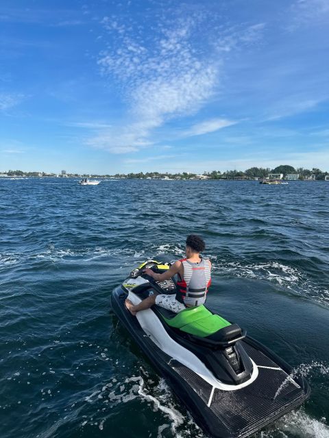 Miami Beach Jetskis + Free Boat Ride - Price: Is $84 Worth It for a 2-Hour Jet Ski Plus a Free Boat Ride?