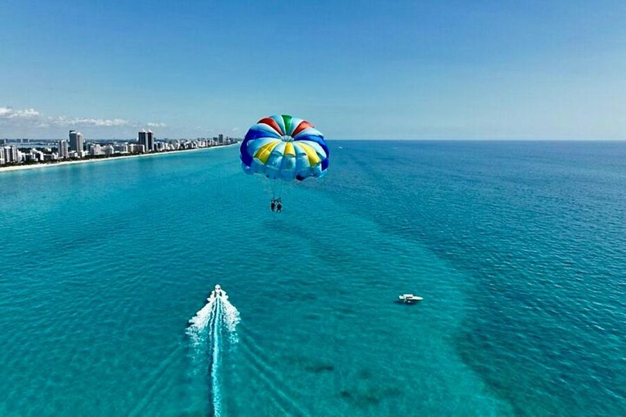 Miami Beach: Parasailing Boat Tour in South Beach - Key things to know before you go