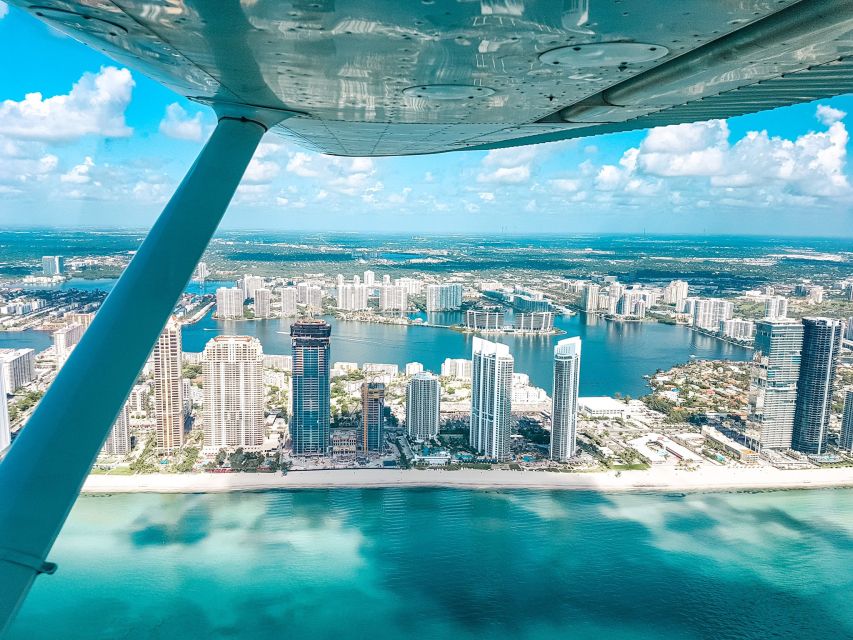 Miami Beach: South Beach Private Airplane Tour with Drinks - Photos, Headsets, and Small-Plane Reality Checks
