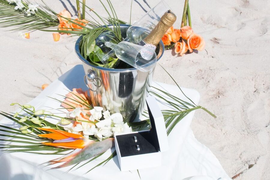 Miami: Beach Wedding or Renewal of Vows - Miami Beach Wedding Basics: What You Actually Get for $399
