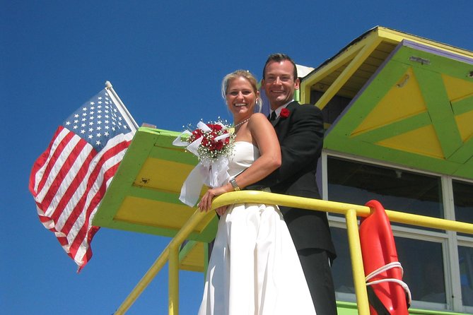 MIAMI Beach Wedding or Vow Renewal Ceremony - What you actually get: vows, rose bouquet, and champagne toast