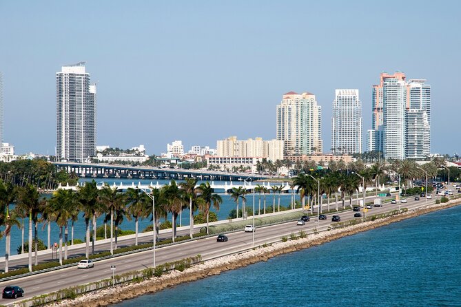 Miami Beaches Self-Guided Driving Audio Tour - Star Island: luxury estates across the water