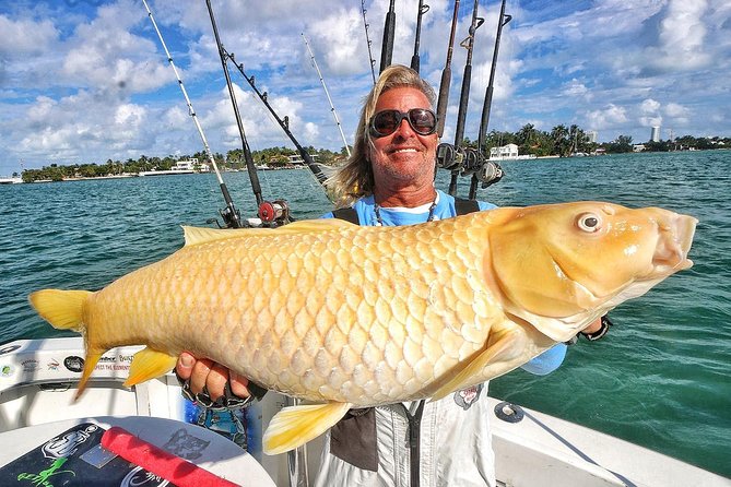 Miami Big Game Deep Sea Fishing Charter - When the bite is slow: what a good captain does