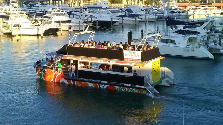 Miami: Biscayne Bay Celebrity Homes Sightseeing Cruise - Where the Boat Leaves: Downtown Miami and Bayside Marketplace